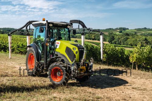 Claas Nexos 250 anmeldelser og tekniske specifikationer