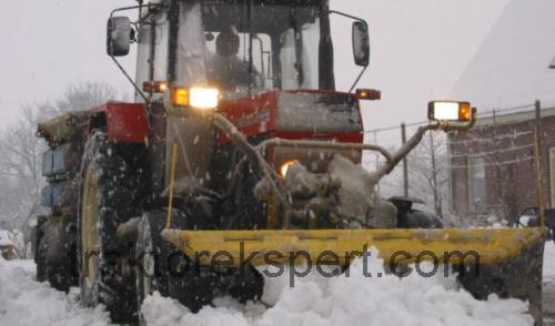 Zetor 8211 anmeldelser og tekniske specifikationer
